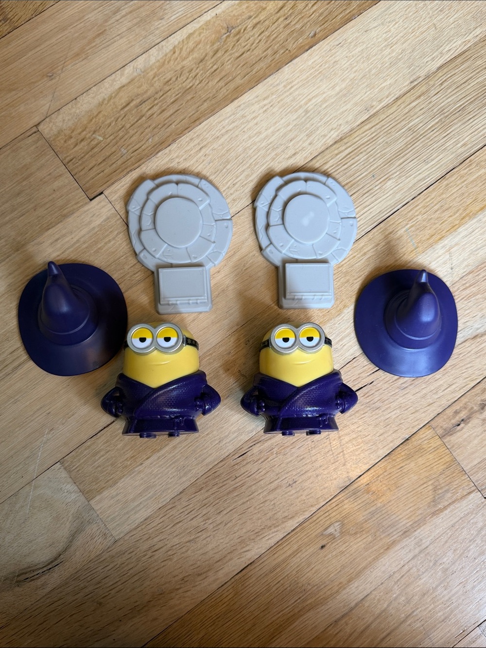 EUC Wendy’s Minions & Monsters Purple Wizard Figures Playset - Set of 2